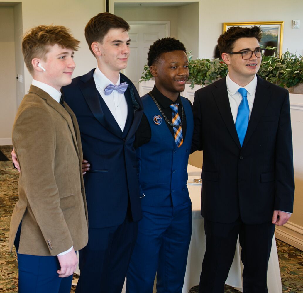 Cam friends - prom